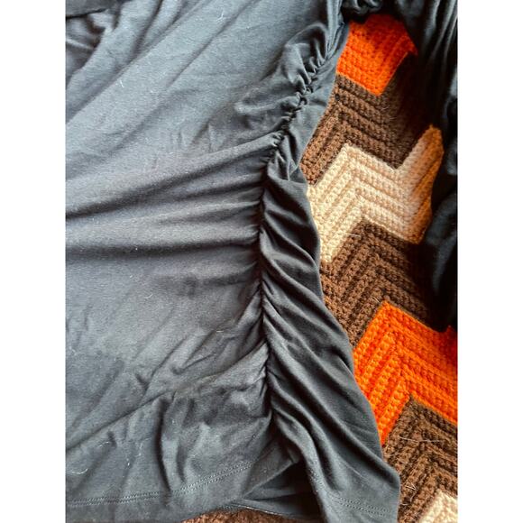 NWT Favorite Daughter The Night Out Ruched off the Shoulder Top sz L - Picture 4 of 9